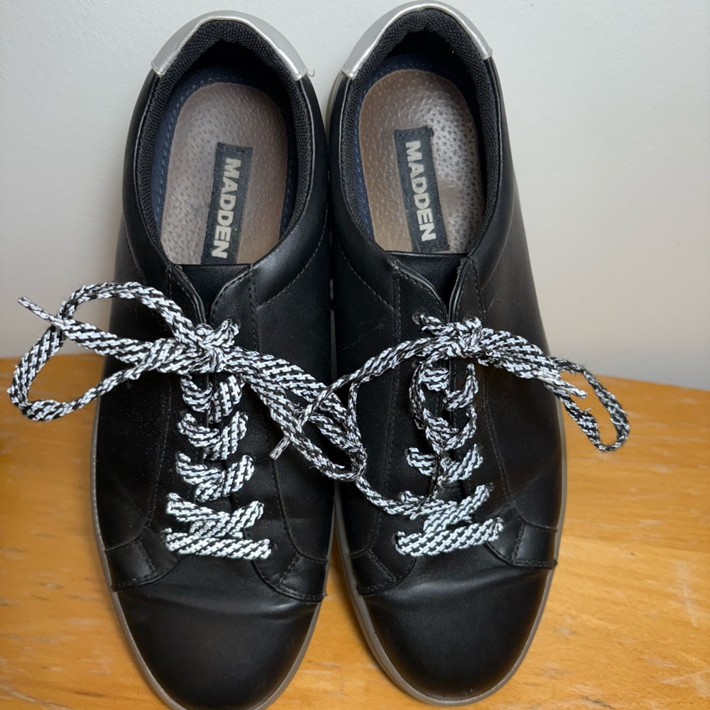 Men’s Steve Madden M-PAULE Black Leather Lace-up Sneakers